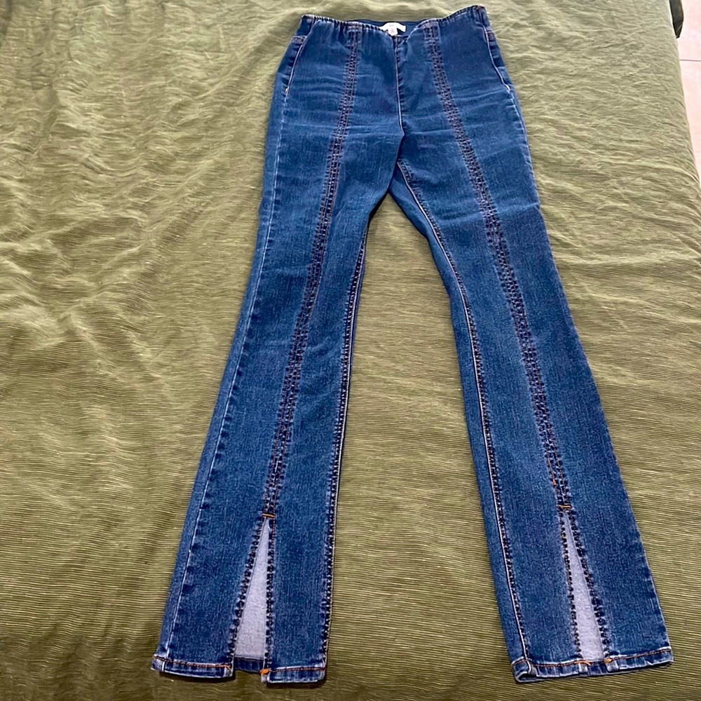 Flare leg stretch skinny jeans with elastic waist